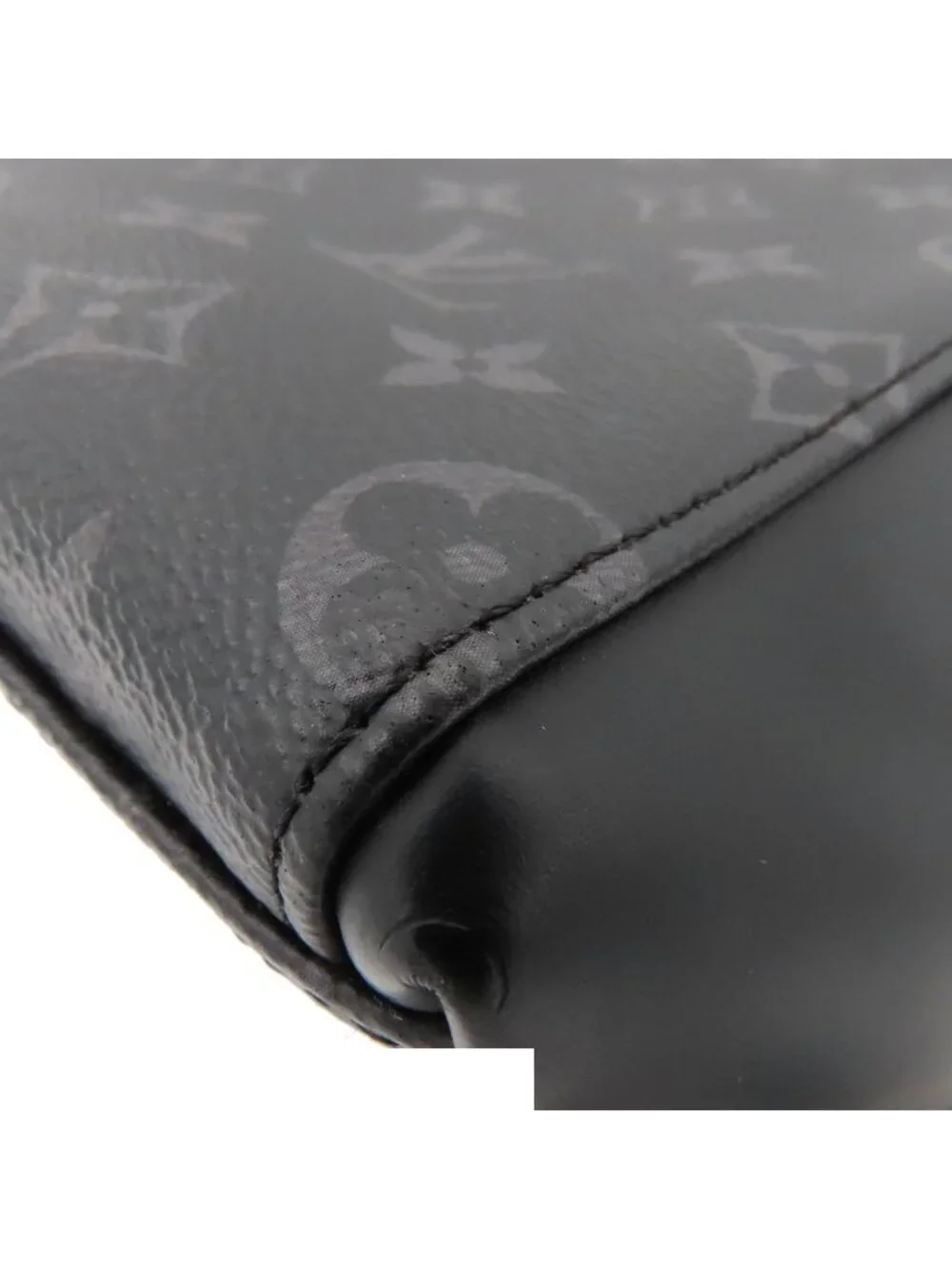 Louis Vuitton Messenger Voyage Black Silver Monogram Eclipse Shoulder Bag